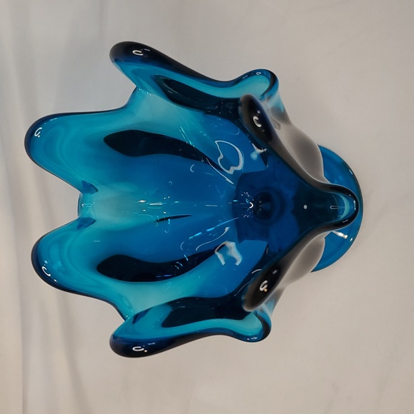 Viking Glass Bluenique Vintage Handkerchief Swung Vase Glass Bowl Candy Dish - Picture 3 of 5